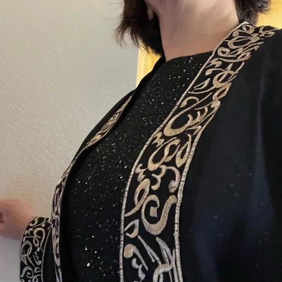 Arabic calligraphy abaya size large - Picture 3 of 5